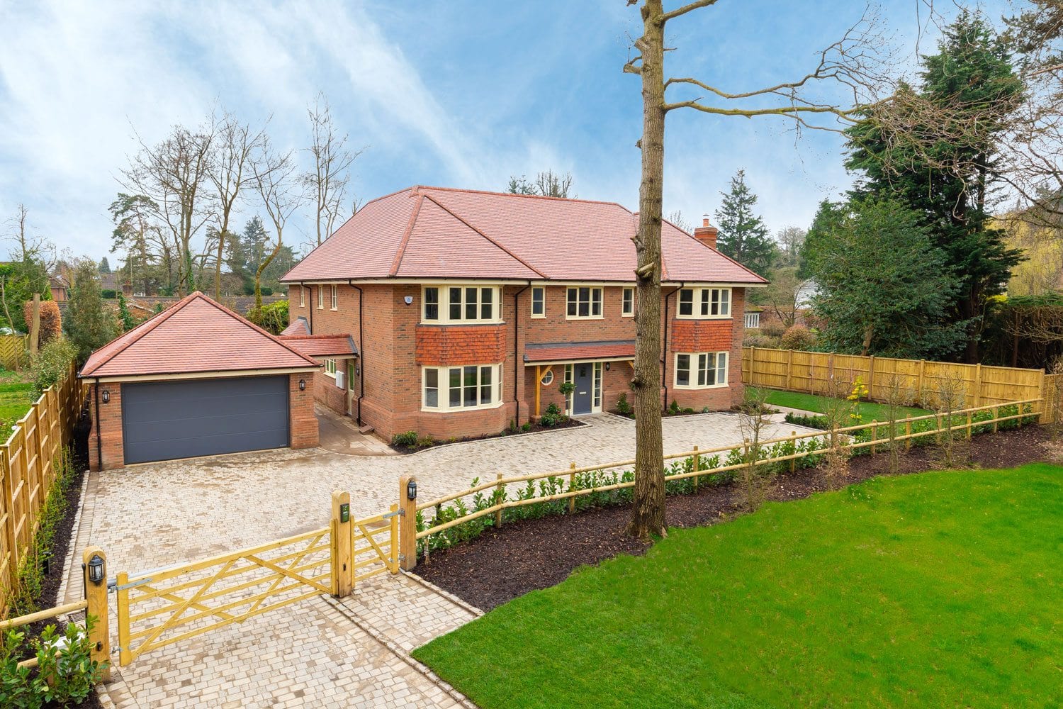 Chalfont St Giles. One Detached 5 Bedroom House. - Rivergate Homes